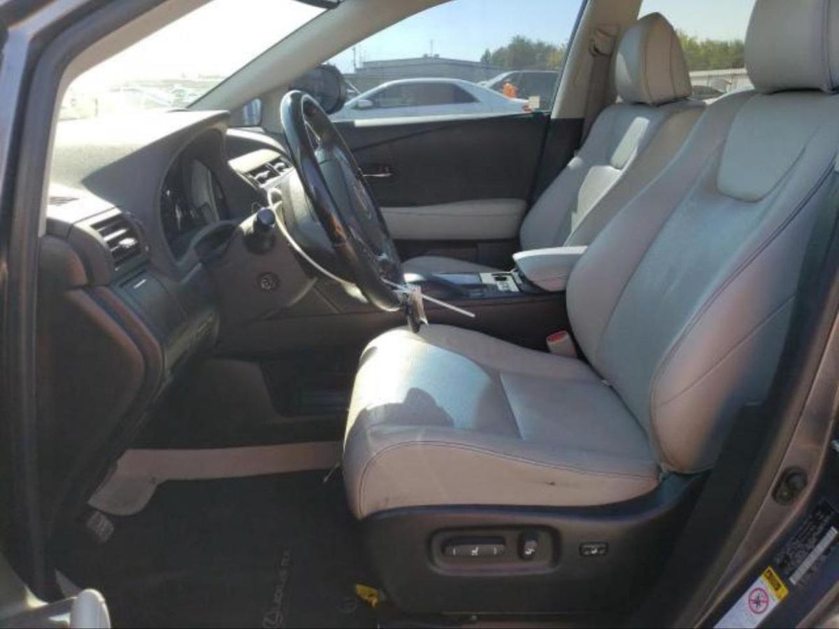 2014 Lexus RX450h | Gray | 3.3L | VIN: 2T2BK1BA6FC290124