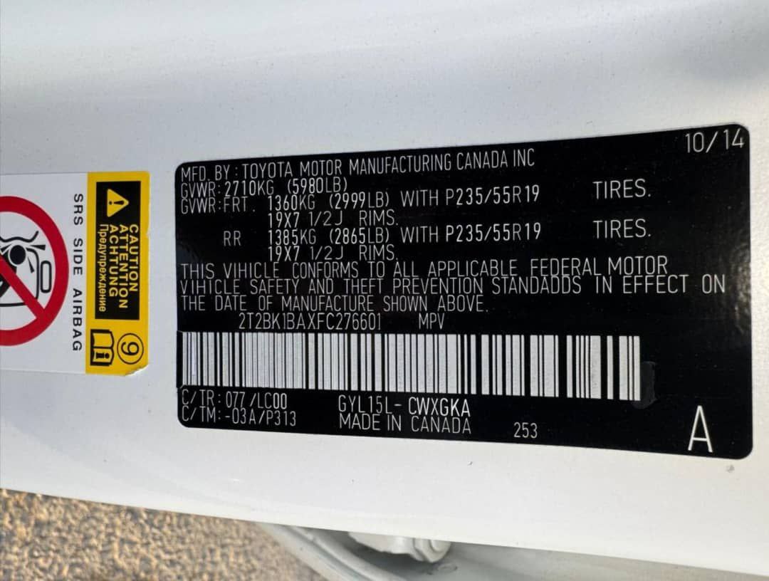 2014 Lexus ES300h | White | 2.5L | VIN: 2T2BK1BAXFC276601