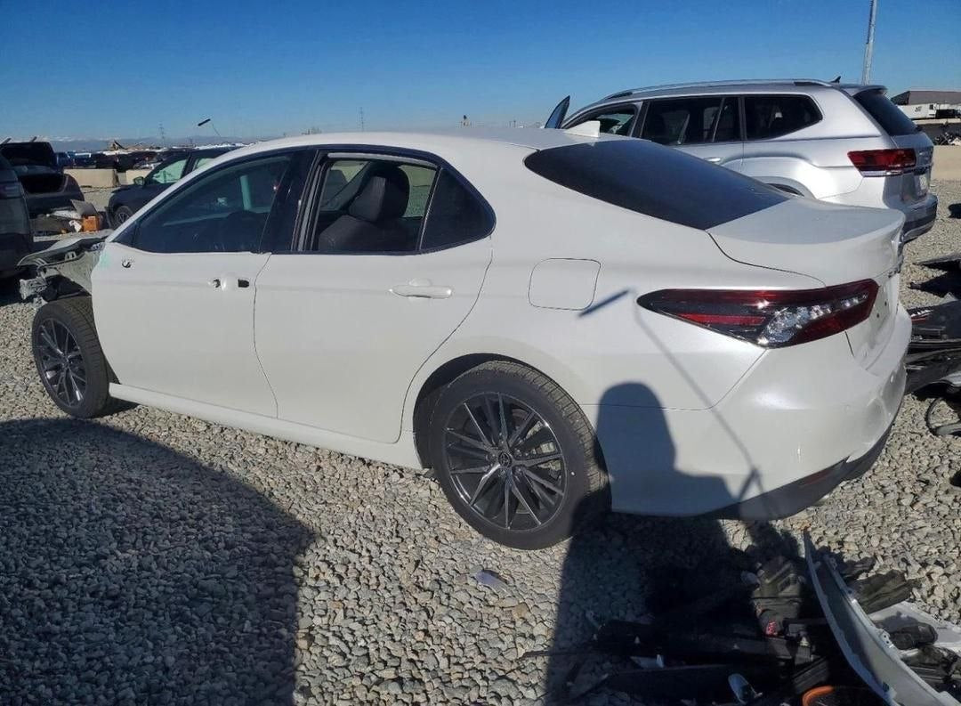 2021 Toyota Camry | White | 2.5L | VIN: 4T1C11AK3LU885237
