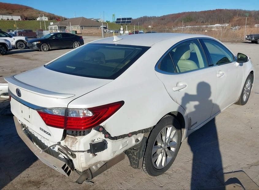 2014 Lexus ES300h | White | 2.5L | VIN: JTHBW1GG2E2055673