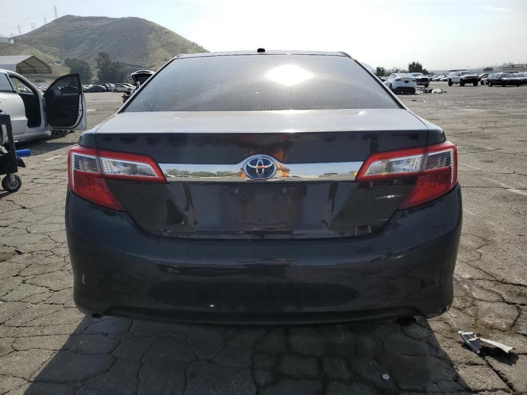 2014 Toyota Camry | Black | 2.5L | VIN: 4T4BFIFK7ER424847