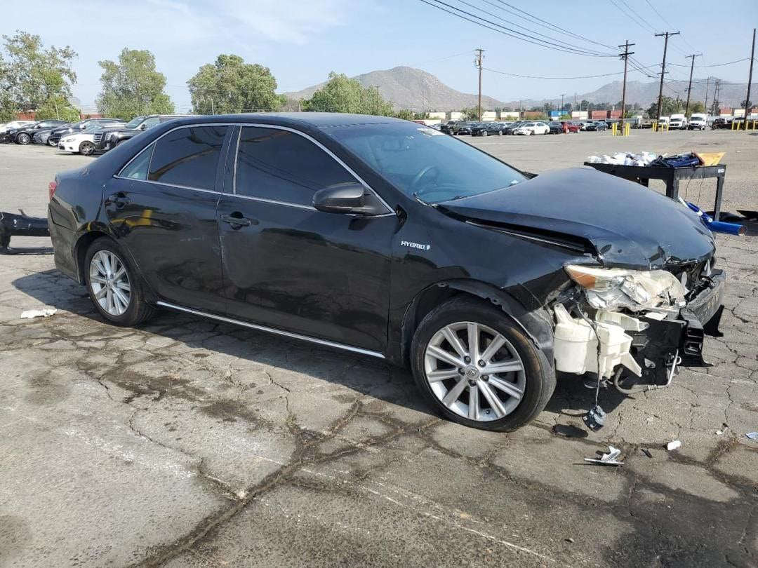 2014 Toyota Camry | Black | 2.5L | VIN: 4T4BFIFK7ER424847