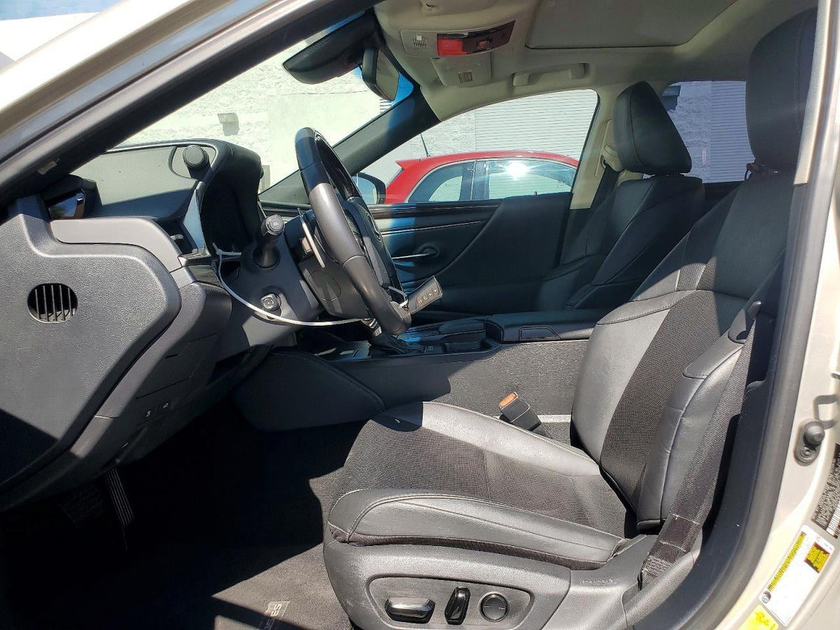 2020 Lexus ES 300h Silver 2.5L – VIN 58AB21B11KU001995