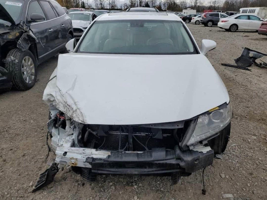2014 Lexus ES300h | White | 2.5L FWD | VIN: JTHBK1GG5E2129096