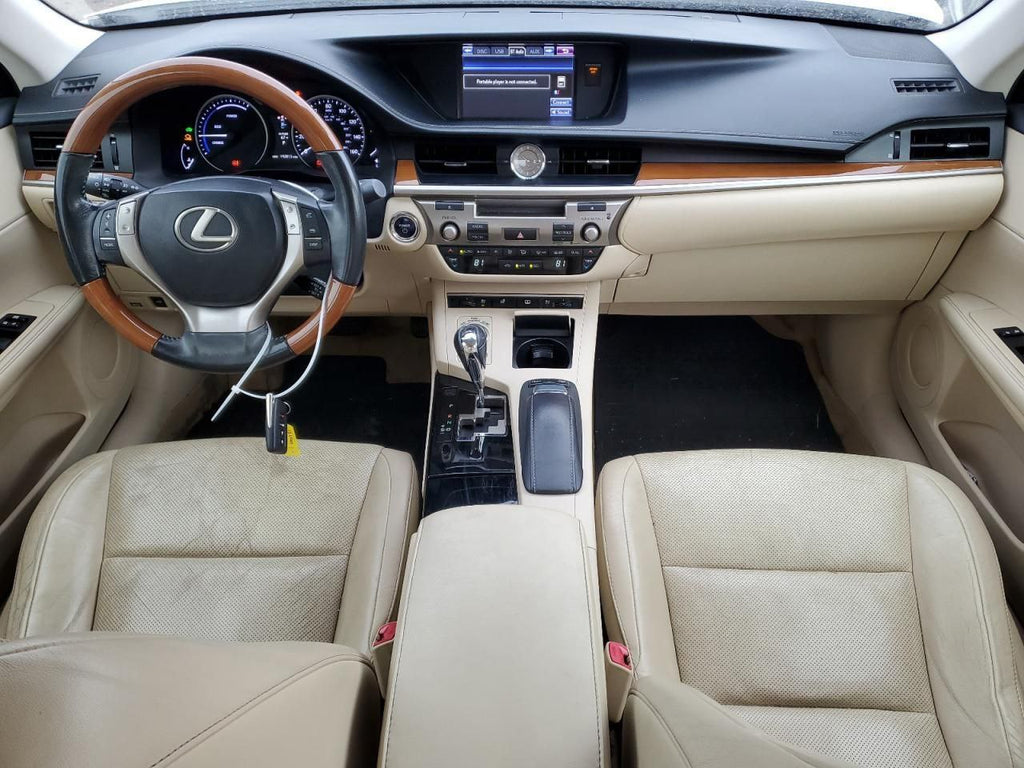 2014 Lexus ES300h | White | 2.5L FWD | VIN: JTHBK1GG5E2129096
